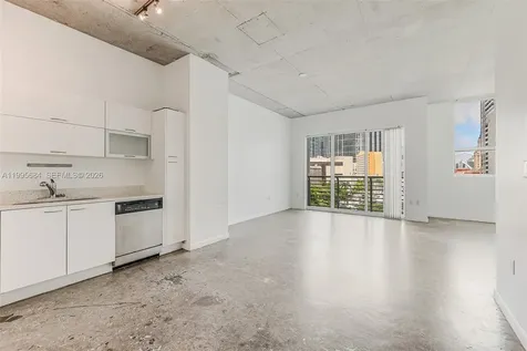 133 NE 2nd Avenue Miami FL 33132