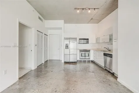 133 NE 2nd Avenue Miami FL 33132