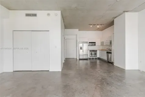 133 NE 2nd Avenue Miami FL 33132