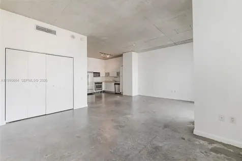 133 NE 2nd Avenue Miami FL 33132