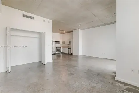133 NE 2nd Avenue Miami FL 33132