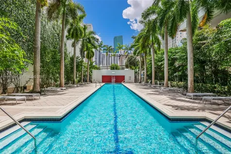 133 NE 2nd Avenue Miami FL 33132