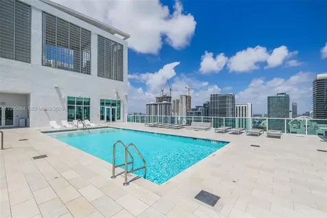133 NE 2nd Avenue Miami FL 33132