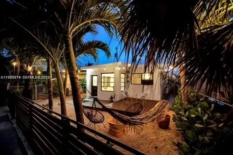 13654 NE 20th Place North Miami Beach FL 33181