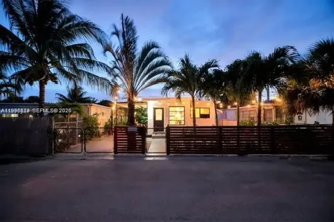 13654 NE 20th Place North Miami Beach FL 33181