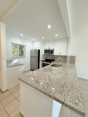 7820 Camino Real Miami FL 33143