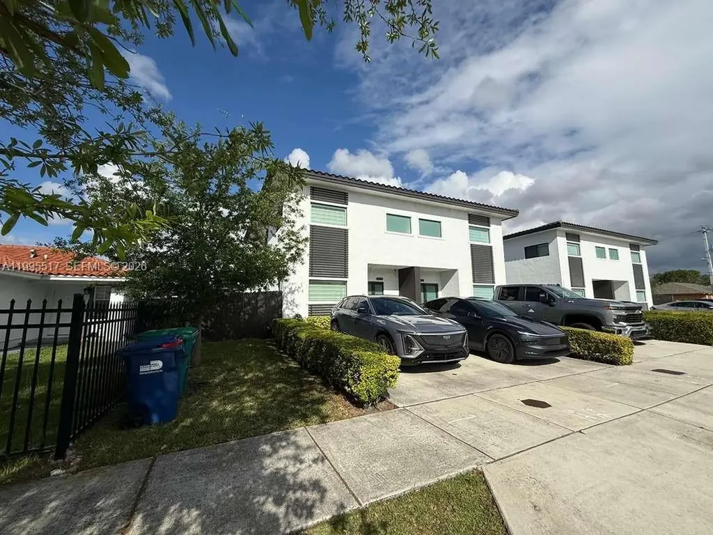 20018 SW 122nd Avenue Miami FL 33177