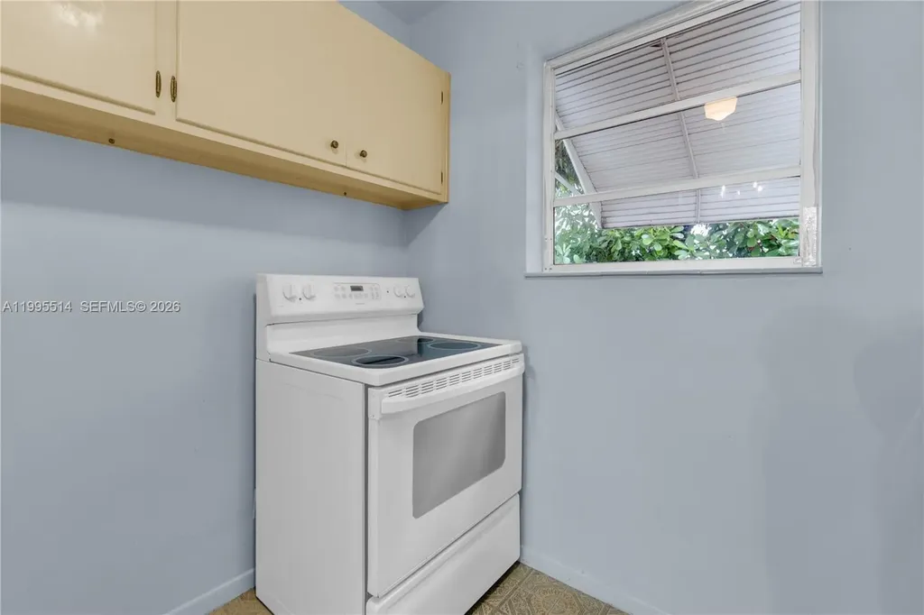 508 Antioch Avenue Fort Lauderdale FL 33304