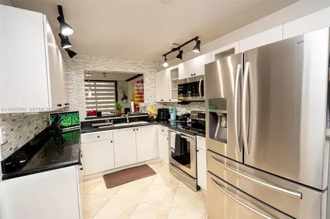9955 Costa Del Sol Boulevard Doral FL 33178