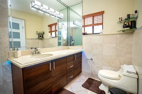 9955 Costa Del Sol Boulevard Doral FL 33178