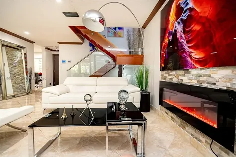 9955 Costa Del Sol Boulevard Doral FL 33178