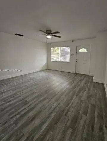 209 SW 9th Street Hallandale Beach FL 33009