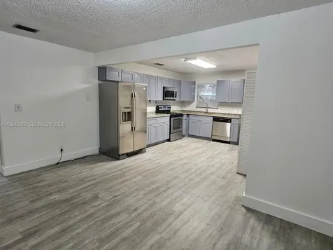 209 SW 9th Street Hallandale Beach FL 33009