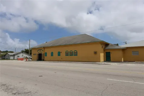 4343 NW 17th Avenue Miami FL 33142
