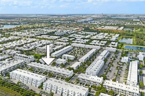 10305 NW 63rd Terrace Doral FL 33178