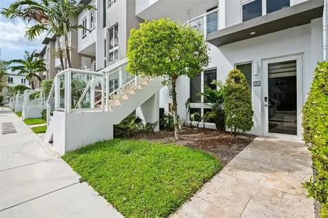 10305 NW 63rd Terrace Doral FL 33178