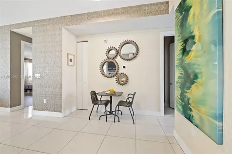 10305 NW 63rd Terrace Doral FL 33178