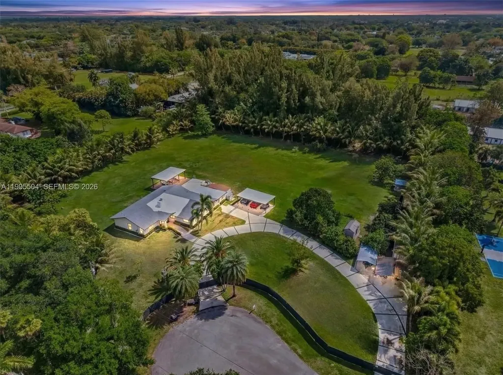 6920 SW 182nd Way Southwest Ranches FL 33331