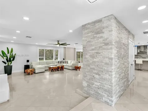 6920 SW 182nd Way Southwest Ranches FL 33331