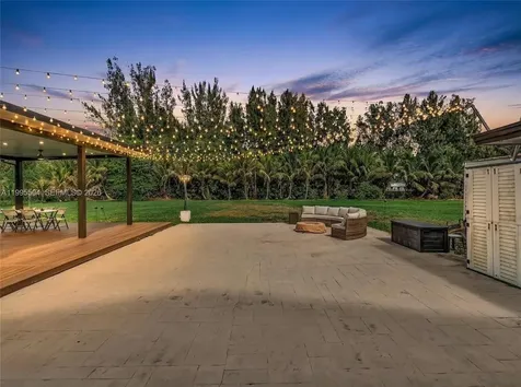 6920 SW 182nd Way Southwest Ranches FL 33331