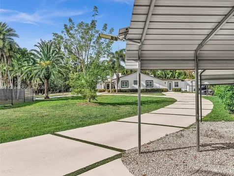 6920 SW 182nd Way Southwest Ranches FL 33331
