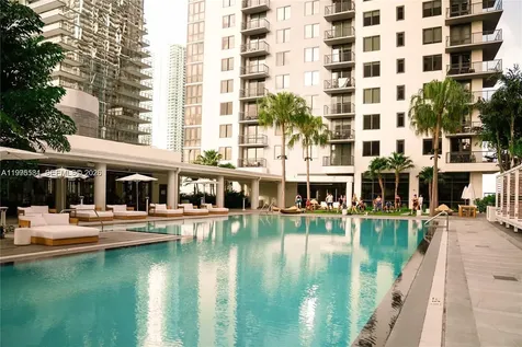 275 SW 6th Street Miami FL 33130