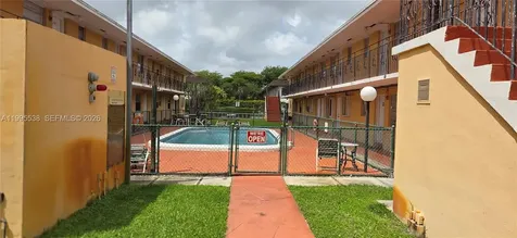 3800 SW 102nd Avenue Miami FL 33165