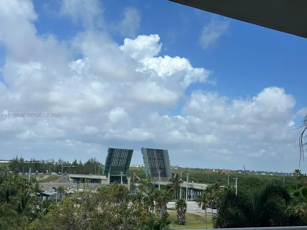 6001 N Ocean Drive Hollywood FL 33019