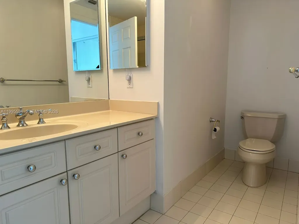 6001 N Ocean Drive Hollywood FL 33019