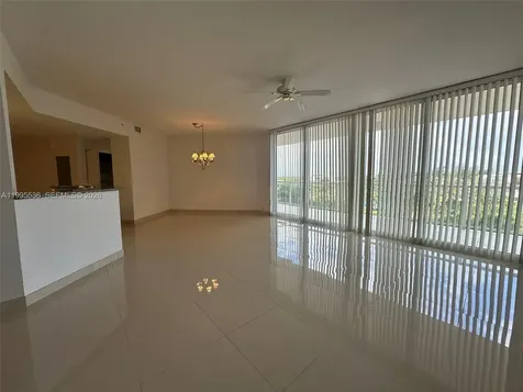 6001 N Ocean Drive Hollywood FL 33019