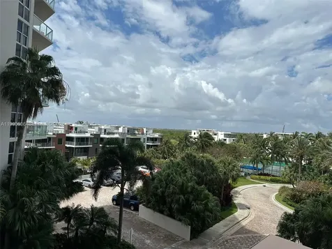 6001 N Ocean Drive Hollywood FL 33019