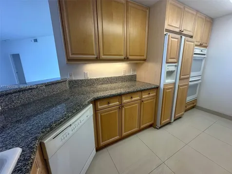 6001 N Ocean Drive Hollywood FL 33019