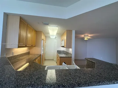 6001 N Ocean Drive Hollywood FL 33019