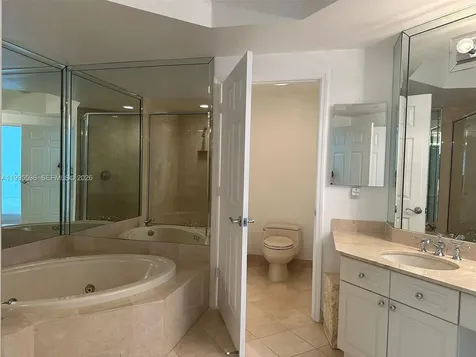 6001 N Ocean Drive Hollywood FL 33019