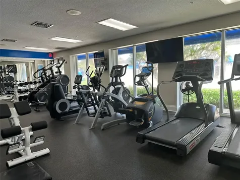 6001 N Ocean Drive Hollywood FL 33019