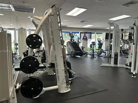 6001 N Ocean Drive Hollywood FL 33019