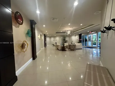 6001 N Ocean Drive Hollywood FL 33019