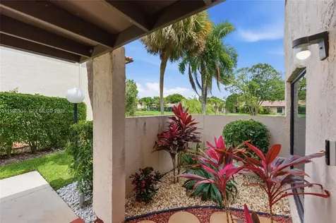 21160 Juego Circle Boca Raton FL 33433