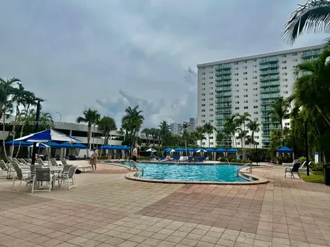 19370 Collins Avenue Sunny Isles Beach FL 33160