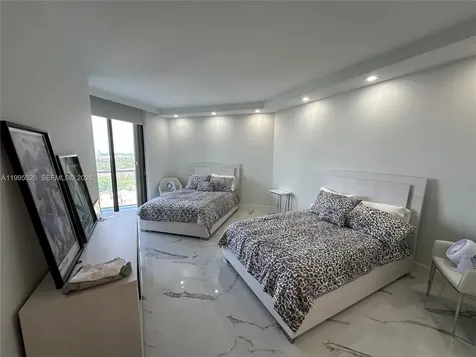 19500 Turnberry Way Aventura FL 33180