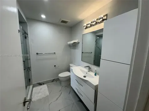 19500 Turnberry Way Aventura FL 33180