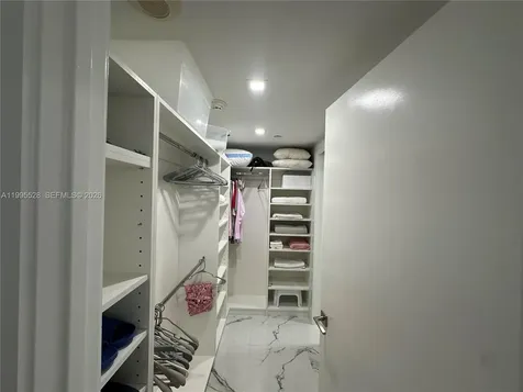 19500 Turnberry Way Aventura FL 33180