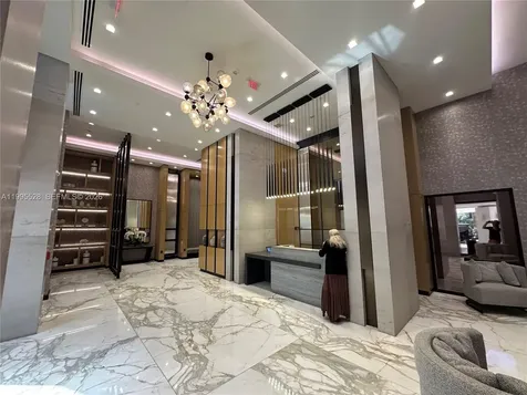 19500 Turnberry Way Aventura FL 33180