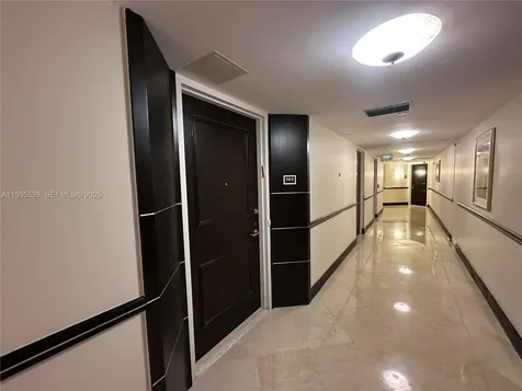 19500 Turnberry Way Aventura FL 33180