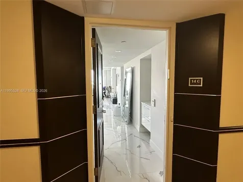19500 Turnberry Way Aventura FL 33180