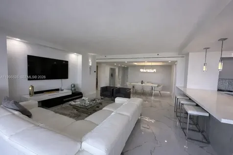 19500 Turnberry Way Aventura FL 33180