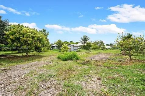 20255 SW 154th Avenue Miami FL 33187