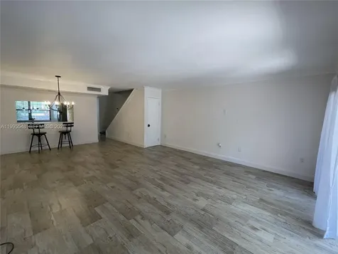 9944 NW 41st Street Doral FL 33178