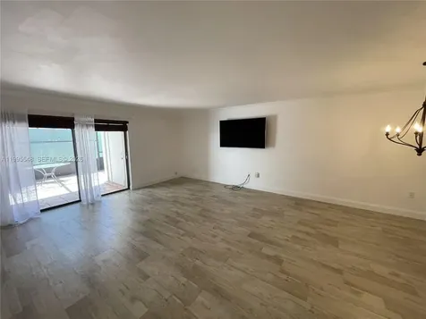 9944 NW 41st Street Doral FL 33178