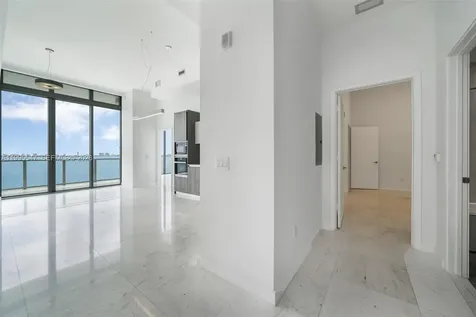 2900 NE 7th Avenue Miami FL 33137